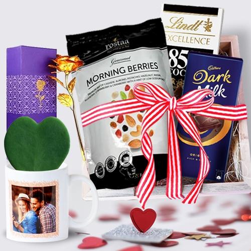 Dazzling Chocolate Hamper with Heart Plant in Personalized Mug