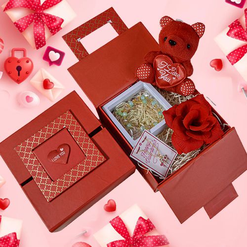 Trendy Tokens of Love Gift Set