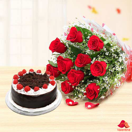 12 Red Rose Bunch with  Black Forest Cake