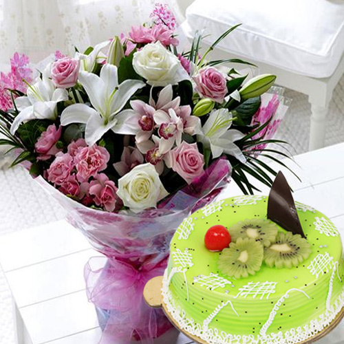 Tasty Kiwi Cake with Mixed Flowers Bouquet