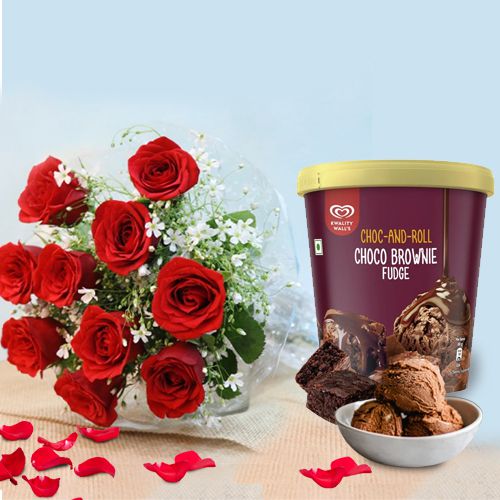 Excellent Love Combo of Red Rose Bouquet n Kwality Walls Brownie Fudge Ice Cream