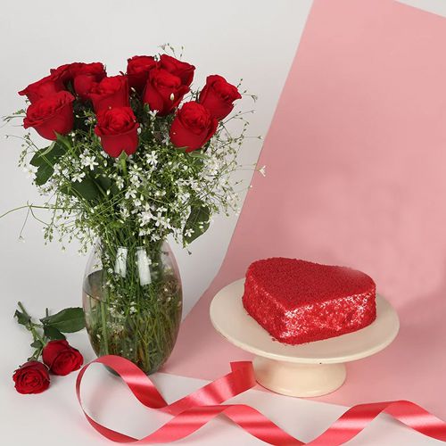 Lovely Red Roses in Vase with Red Velvet Heart Cake