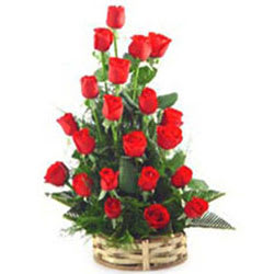 Pretty Arrangement of Red Roses
